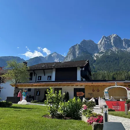 Bayern Resort Hotel - Adults only - mit Zugspitzblick - Eibsee-Nähe - Wellnessbereich - Naturpool im Sommer-3